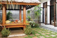 Gazebo Taman Depan Rumah